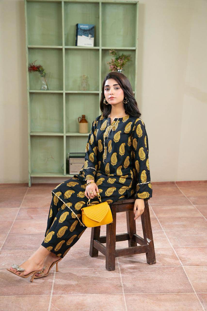 Full-length view of the Sitara 2PC linen set designed for comfort and everyday elegance.