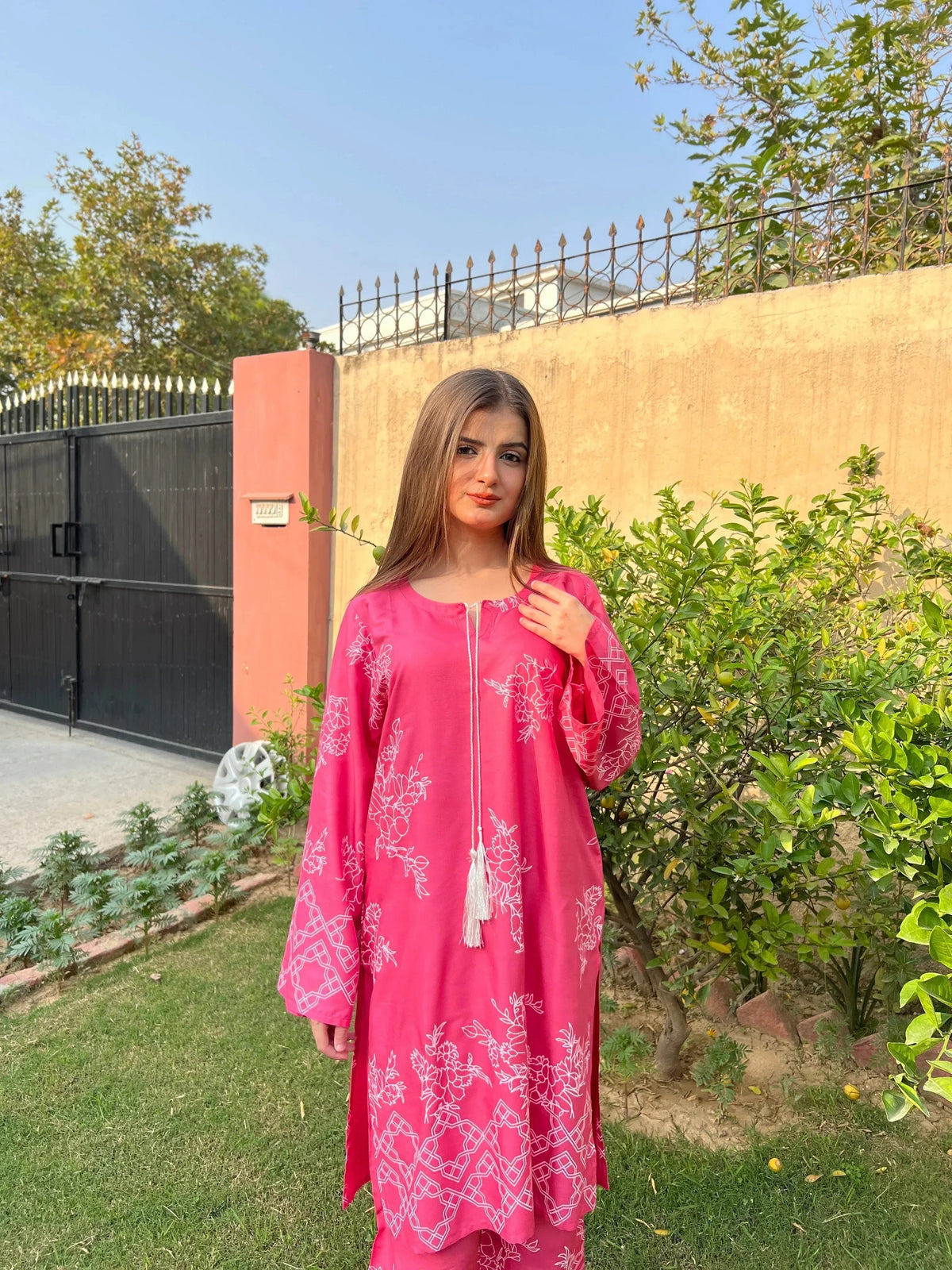 Close-up of the premium breathable Arabic lawn fabric and soft pink color on the Bubble Blush suit set.