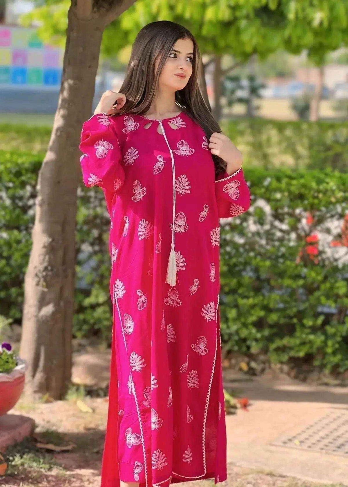 Full-length view of the Pinky 2-piece co-ord set, designed for modern elegance and all-day comfort.