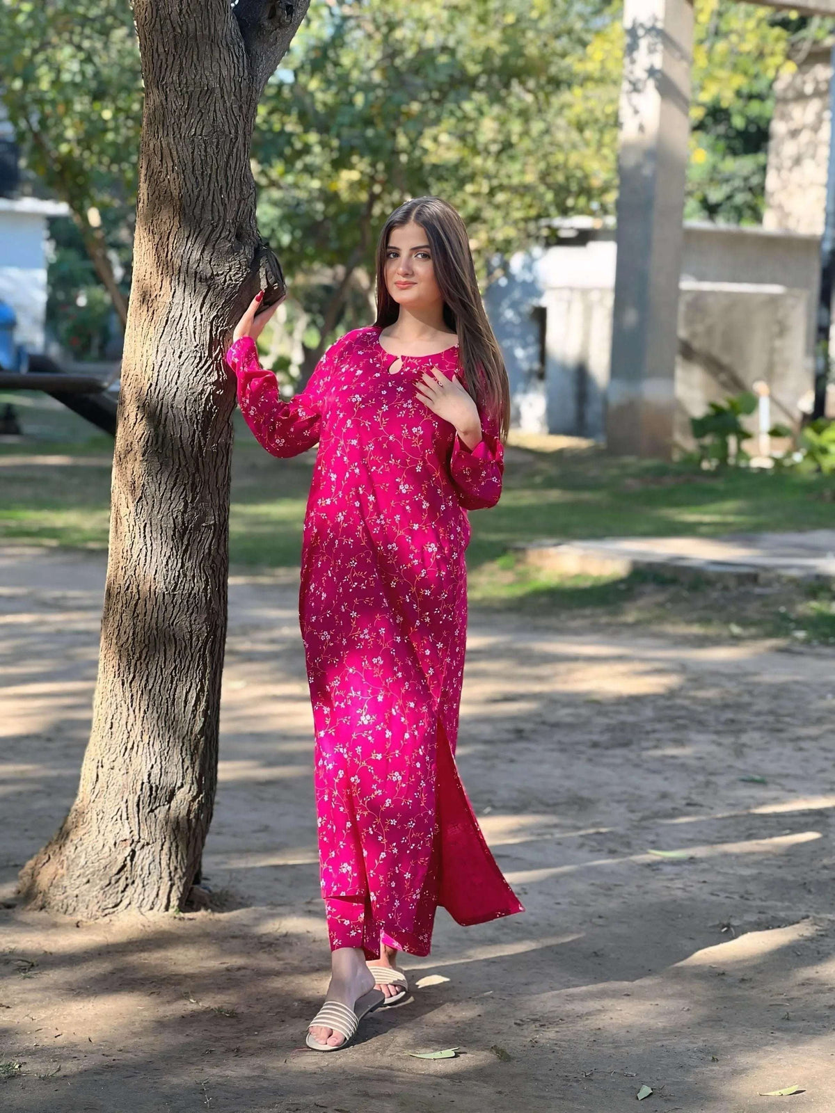 Side view of the Midnight Pink 2PC set in premium breathable fabric for a refined and modern look.